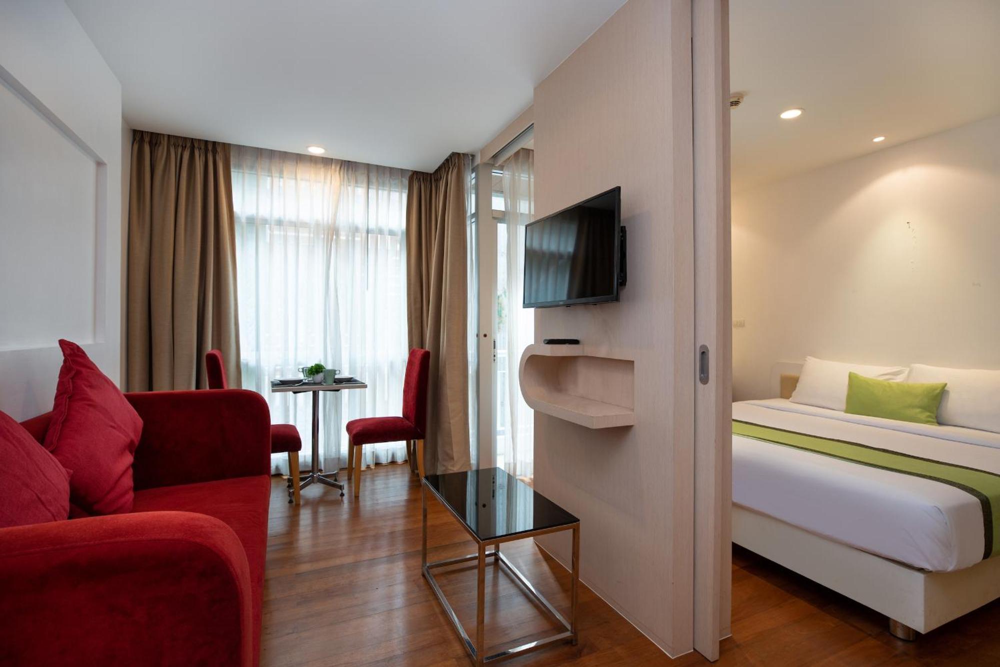 Icheck Inn Residences Patong Exterior photo
